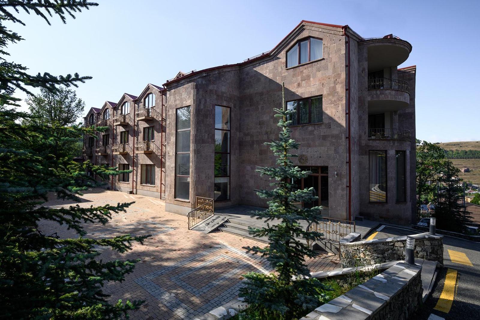 Alpina Resort By Stellar Hotels, Tsaghkadzor Exterior foto